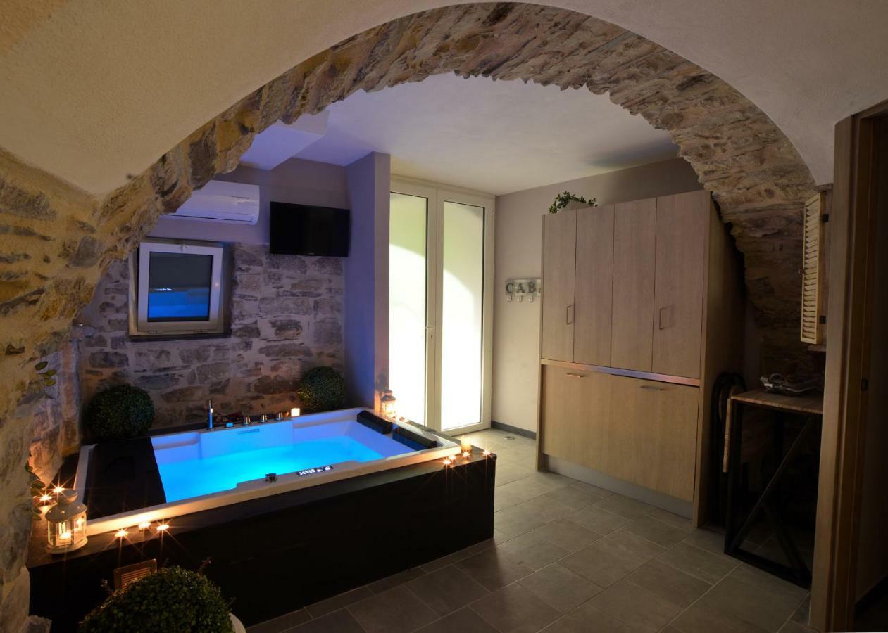 Вілла Chalet In Liguria Vasia Екстер'єр фото